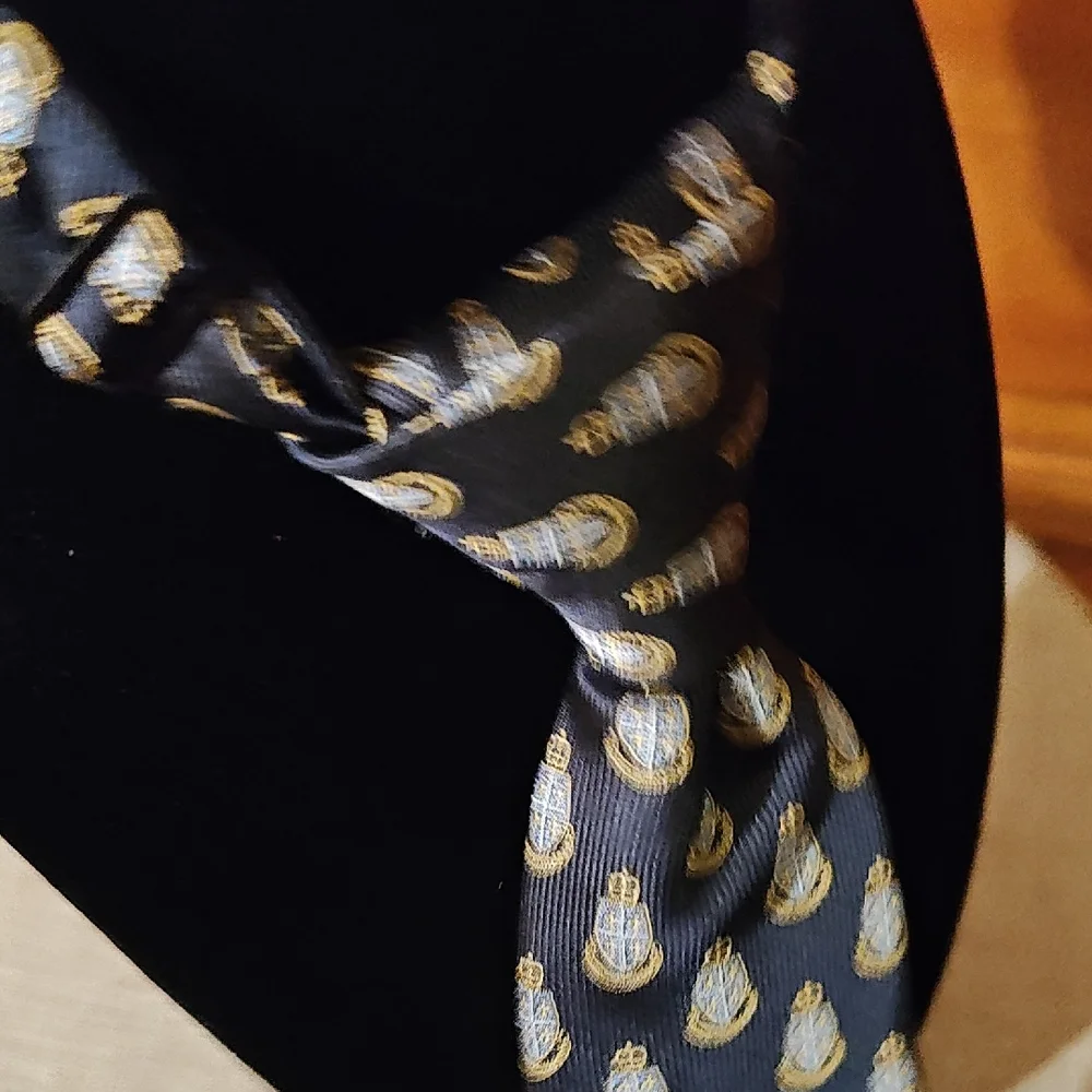 Lands' End Navy and Silver Patterned Tie